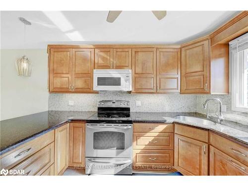 5 Windermere Road, St. Catharines, ON - Indoor Photo Showing Kitchen