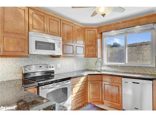 5 Windermere Road, St. Catharines, ON - Indoor Photo Showing Kitchen