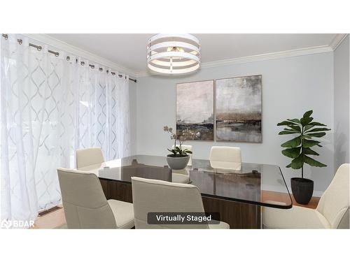 39 Maplecrest Crt Court, Oro-Medonte, ON - Indoor Photo Showing Dining Room