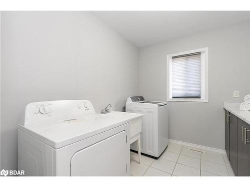 247 Diana Drive, Orillia, ON - Indoor Photo Showing Laundry Room