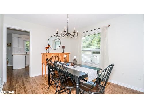 68 Stoneybrook Crescent, Barrie, ON - Indoor Photo Showing Dining Room