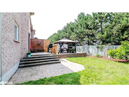 68 Stoneybrook Crescent, Barrie, ON - Outdoor With Backyard