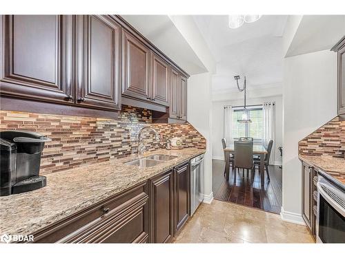 412-43 Ferndale Drive S, Barrie, ON - Indoor Photo Showing Kitchen With Double Sink With Upgraded Kitchen