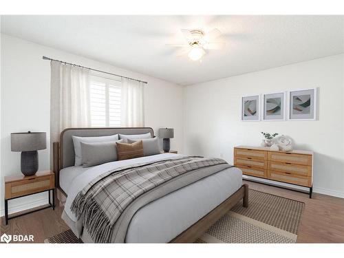 9 Coles Street, Barrie, ON - Indoor Photo Showing Bedroom