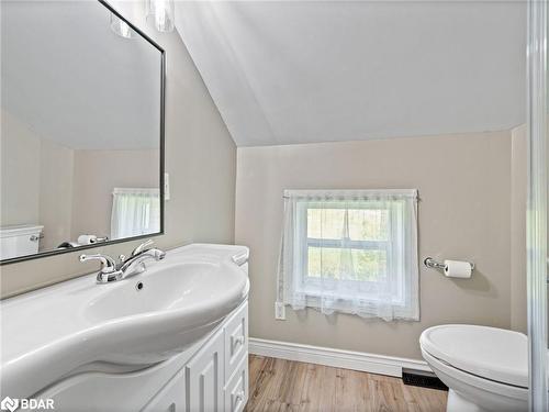 316910 Highway 6, Chatsworth, ON - Indoor Photo Showing Bathroom