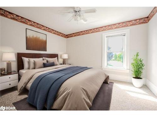 243 Dunlop Street E, Barrie, ON - Indoor Photo Showing Bedroom