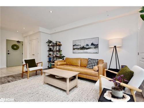 404-20 Koda Street, Barrie, ON - Indoor Photo Showing Living Room