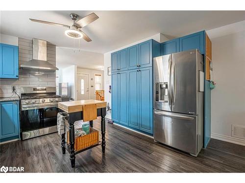 214 Mapleton Avenue, Barrie, ON - Indoor Photo Showing Kitchen With Stainless Steel Kitchen