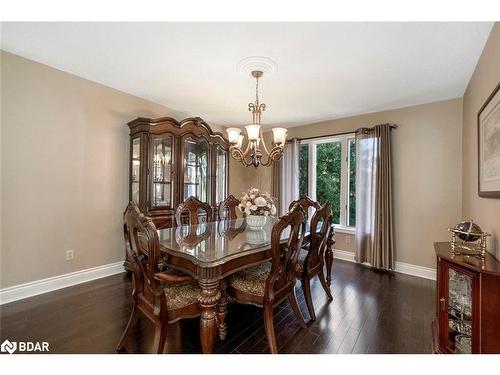 2038 Snow Valley Road, Springwater, ON - Indoor Photo Showing Dining Room