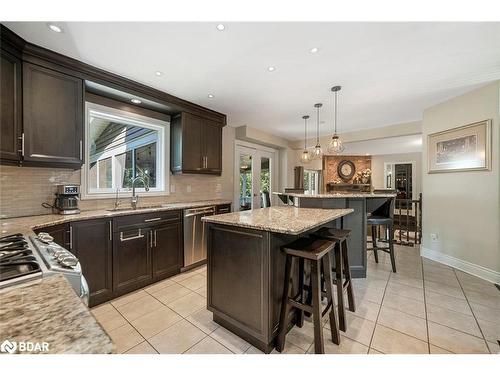 2038 Snow Valley Road, Springwater, ON - Indoor Photo Showing Kitchen With Double Sink With Upgraded Kitchen