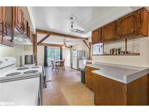 1213 Bayfield St N Street N, Barrie, ON - Indoor Photo Showing Kitchen