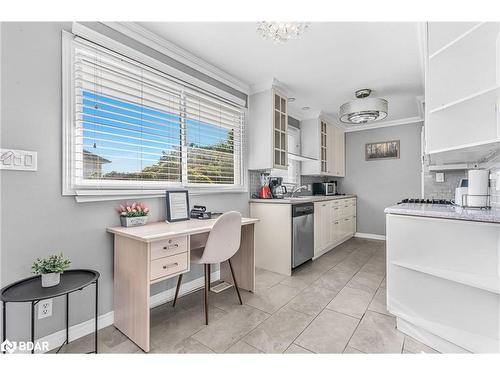 36 Fawell Avenue, St. Catharines, ON - Indoor Photo Showing Kitchen