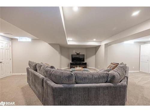 199 Hanmer Street W, Barrie, ON - Indoor Photo Showing Basement