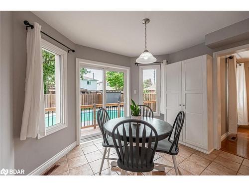 199 Hanmer Street W, Barrie, ON - Indoor Photo Showing Dining Room