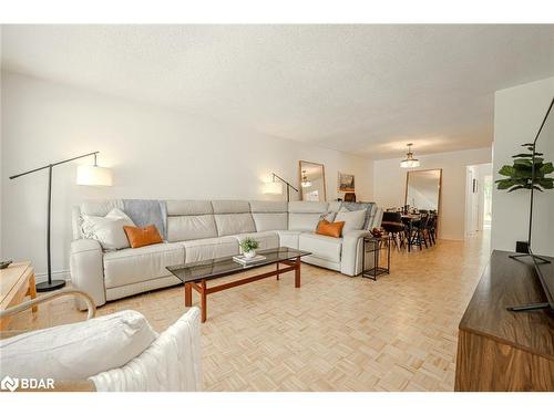 26A Lount Street, Barrie, ON - Indoor Photo Showing Living Room