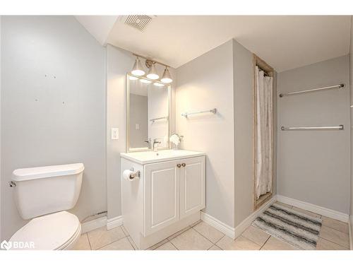 26A Lount Street, Barrie, ON - Indoor Photo Showing Bathroom