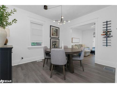 7 Napier Street, Barrie, ON - Indoor Photo Showing Dining Room