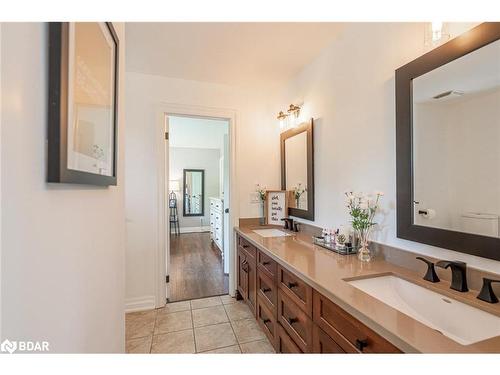 16 Bridle Path, Oro-Medonte, ON - Indoor Photo Showing Bathroom