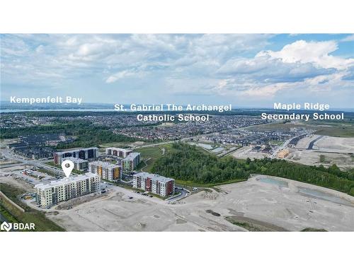 15 Kneeshaw Drive, Barrie, ON - Outdoor With View