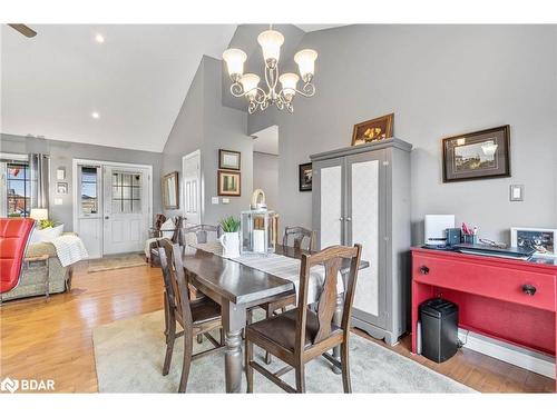 62 Springdale Drive, Lindsay, ON - Indoor Photo Showing Dining Room