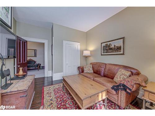 1680 Highway 26, Rr #2, Springwater, ON - Indoor Photo Showing Living Room