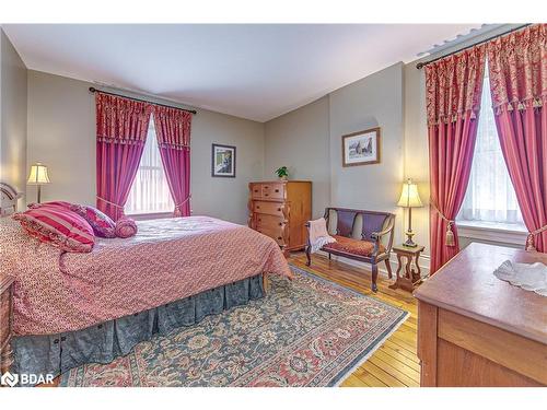 1680 Highway 26, Rr #2, Springwater, ON - Indoor Photo Showing Bedroom