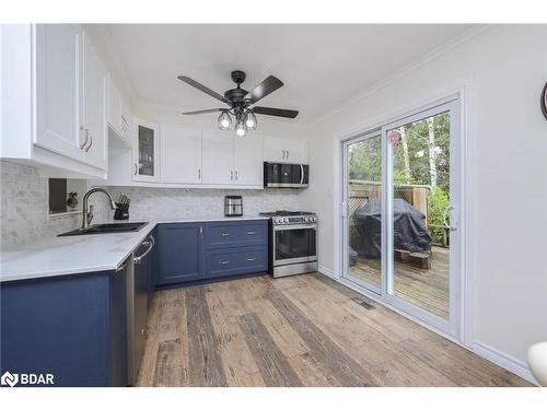 218 Beattie Avenue, Alliston, ON - Indoor Photo Showing Kitchen