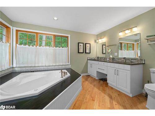 11 Aneva Court, Fenelon Falls, ON - Indoor Photo Showing Bathroom