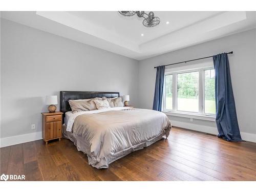 141 Dale Crescent, Bradford West Gwillimbury, ON - Indoor Photo Showing Bedroom