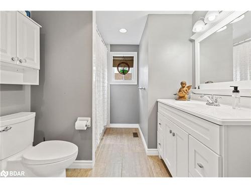 63 Hersey Crescent, Barrie, ON - Indoor Photo Showing Bathroom