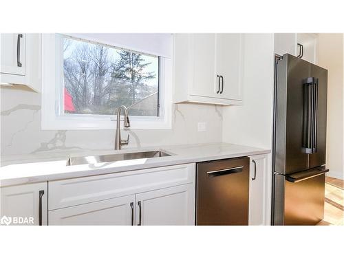 134 Switzer Street, New Lowell, ON - Indoor Photo Showing Kitchen