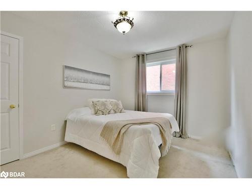 165 Cheltenham Road, Barrie, ON - Indoor Photo Showing Bedroom