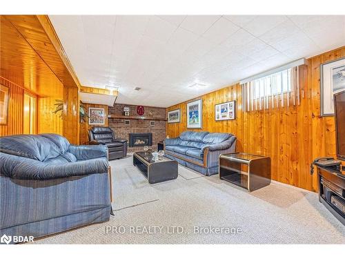 16 Langstone Crescent, Georgetown, ON - Indoor With Fireplace