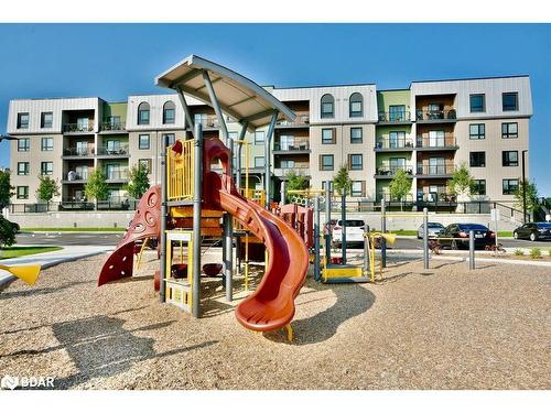 515-4 Spice Way, Barrie, ON - Outdoor With Balcony With Facade