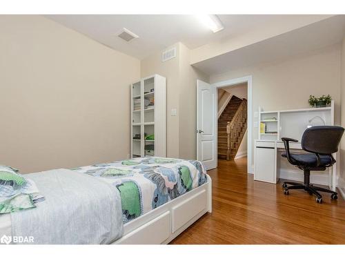 3-1058 Whites Road, Port Carling, ON - Indoor Photo Showing Bedroom