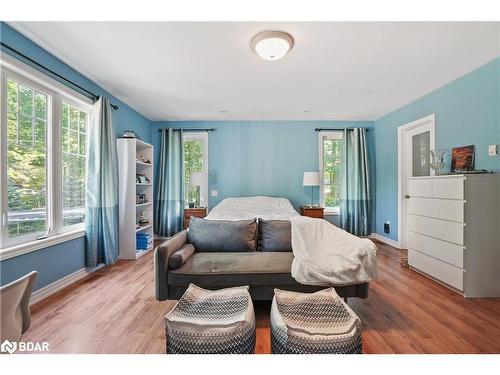 11 Rosemary Road, Tiny Twp, ON - Indoor Photo Showing Bedroom