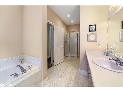 37 Kirkwood Drive, Niagara-On-The-Lake, ON - Indoor Photo Showing Bathroom