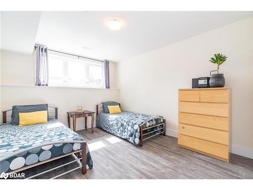 45 Betty Boulevard, Wasaga Beach, ON - Indoor Photo Showing Bedroom