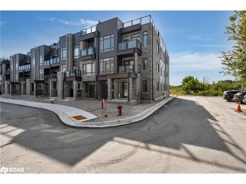 51 Wyn Wood Lane, Orillia, ON - Outdoor With Facade