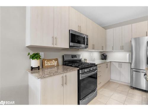 620 Bayport Boulevard, Midland, ON - Indoor Photo Showing Kitchen With Stainless Steel Kitchen