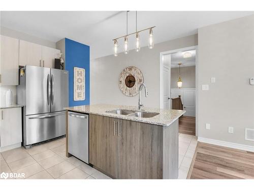 620 Bayport Boulevard, Midland, ON - Indoor Photo Showing Kitchen With Stainless Steel Kitchen With Double Sink