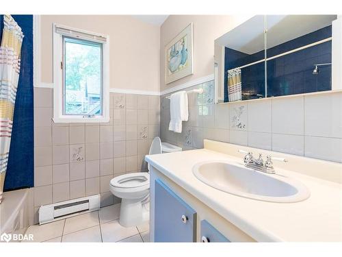 119 Silver Birch Drive, Tiny, ON - Indoor Photo Showing Bathroom