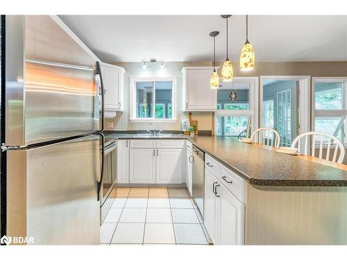 119 Silver Birch Drive, Tiny, ON - Indoor Photo Showing Kitchen With Double Sink