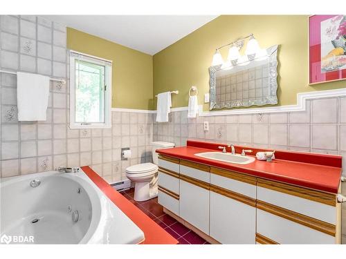 119 Silver Birch Drive, Tiny, ON - Indoor Photo Showing Bathroom