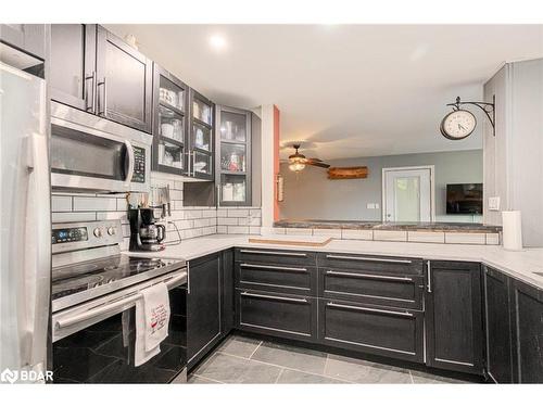 4 Clover Court, Kawartha Lakes, ON - Indoor Photo Showing Kitchen