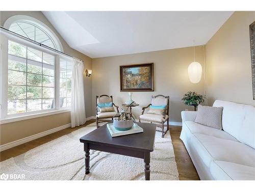 86 Osprey Ridge Road, Barrie, ON - Indoor Photo Showing Living Room