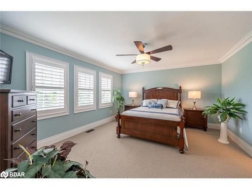 31 Plunkett Court, Barrie, ON - Indoor Photo Showing Bedroom