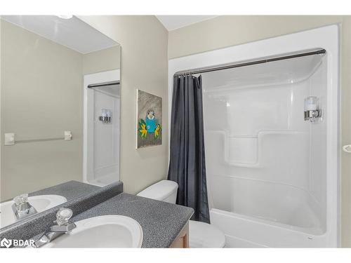 69 Miller Drive, Barrie, ON - Indoor Photo Showing Bathroom