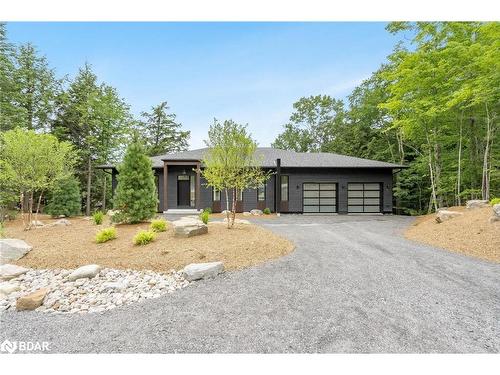 25 Deerhurst Highlands Drive, Huntsville, ON 