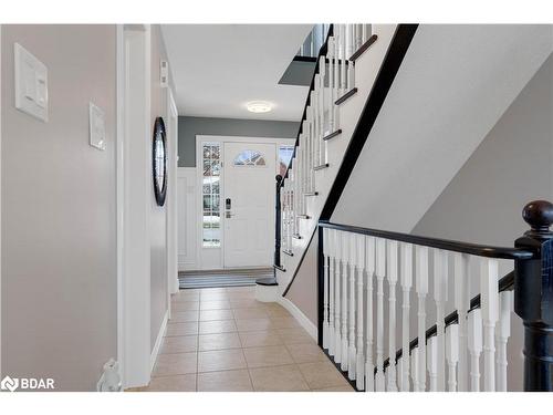 30 Capilano Court, Barrie, ON - Indoor Photo Showing Other Room